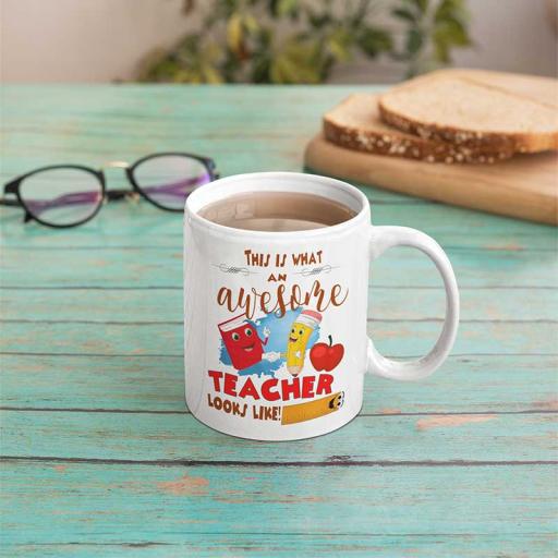 Personalised This is what an Awesome Teacher Looks Like Mug - Add Name/Text